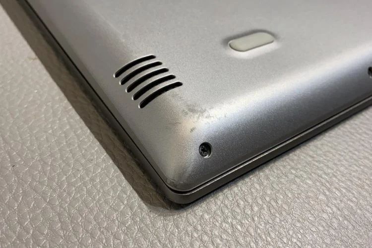 علت پف کردن باتری لپ تاپ 